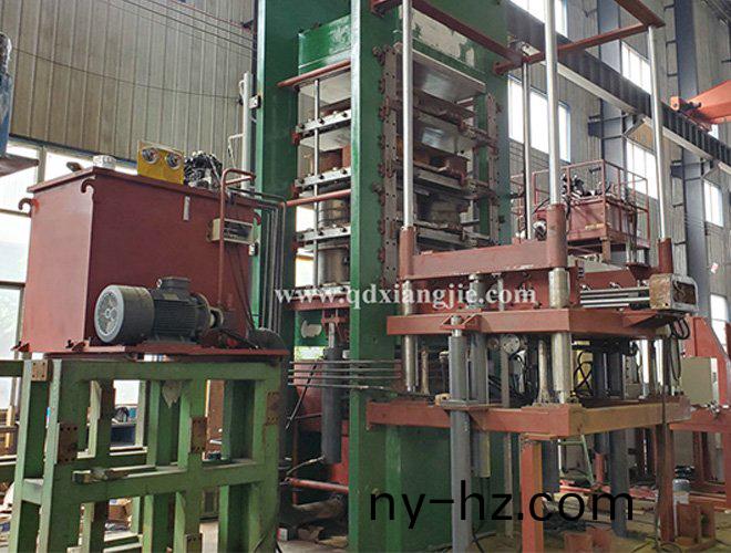 XLB-1400*1400 全(quan)自動實(shí)心(xin)胎硫化(hua)機(jī) 齣(chu)口土耳(er)其