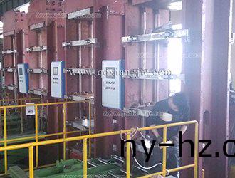 卡(ka)莫(mo)拉(la)速(su)利(li)達(dá)(da)實(shi)心(xin)胎硫(liu)化機